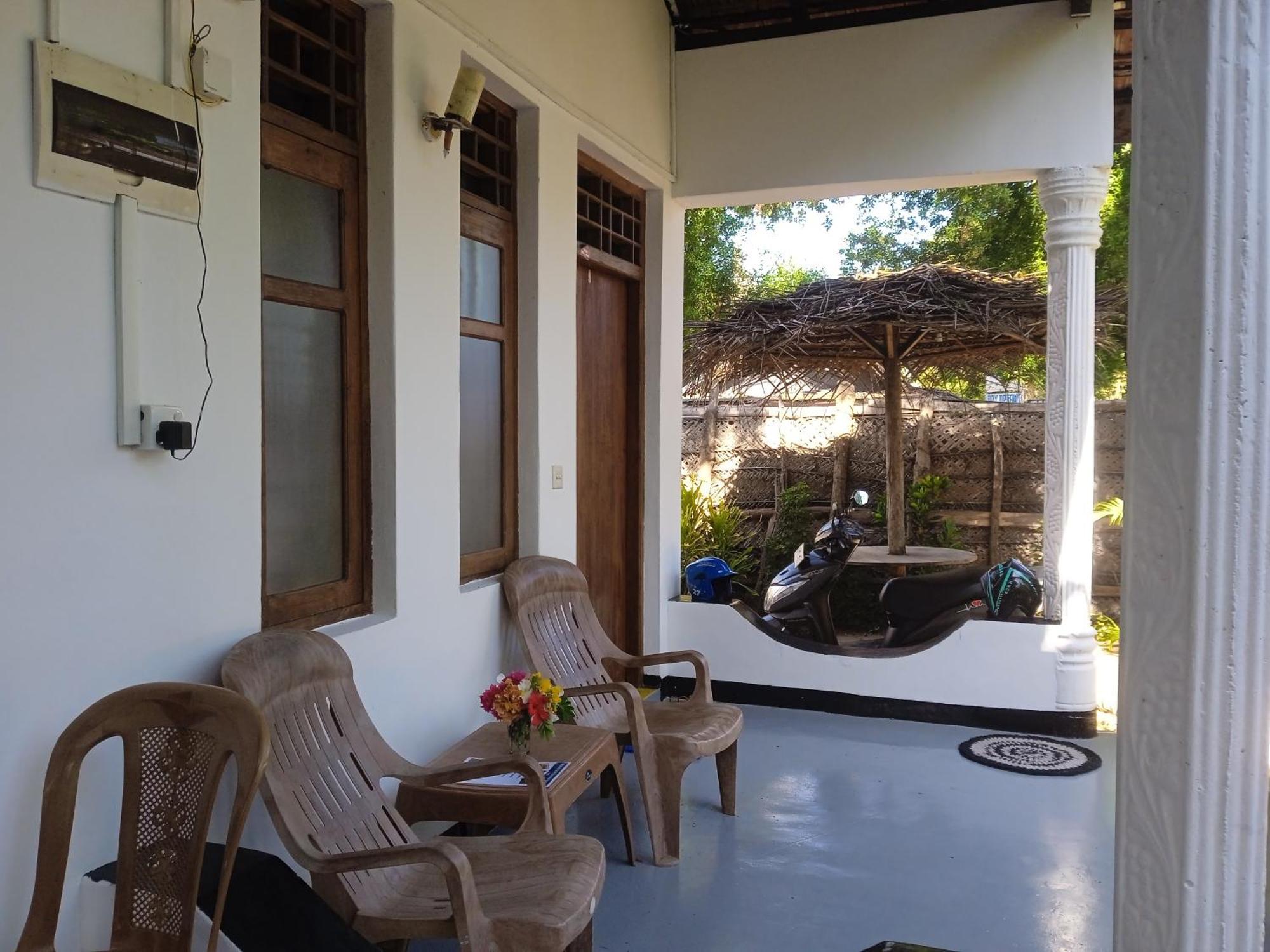 Aaliya Bay Hotel Baía de Arugam Exterior foto